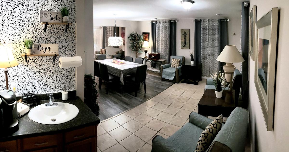 Daley Home Dining Room